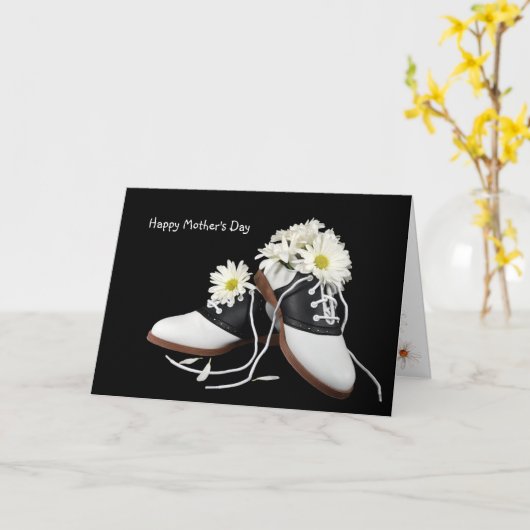 サドルシューズとデイジーマザーズデイ カード (黄色い花)