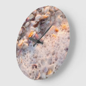 サニベル島でサーフィンと船酔い ラージ壁時計 (傾斜)