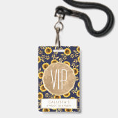 サニーイエロー金ゴールドネイビーひまわり葉花パターン バッジ (正面（ネックストラップ付）)