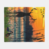 サニーカラフルレイクシーン フリースブランケット (正面(横))