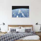 サハラ吹の砂塵は西の大西洋に入った。 キャンバスプリント (インサイチュ (寝室))