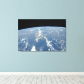 サハラ吹の砂塵は西の大西洋に入った。 キャンバスプリント (インサイチュ (ウッドフロア))