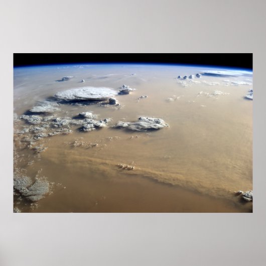 サハラ砂漠の砂海を吹き抜ける砂塵。 ポスター (正面)