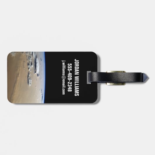 サハラ砂漠の砂海を吹き抜ける砂塵。 ラゲッジタグ (裏面横)