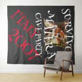 サバイバー・マテーラ洞窟パーティー ワインミキサー 2007 タペストリー (インサイチュ(横))