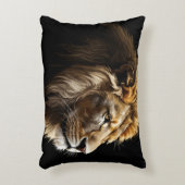 サバンナの王・光沢仕上げ アクセントクッション (正面(垂直))