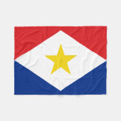 サバ国旗 フリースブランケット (正面(横))