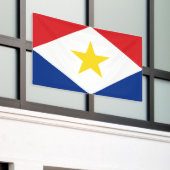 サバ国旗 横断幕 (ビルの外側)