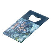 サファイアの冬の妖精の女の子の見解 クレジットカード栓抜き (正面アングル)