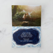 サファイアの青のバラの金ゴールドのGeodeのカスタムな結婚式の写真 サンキューカード (内部)