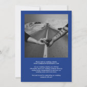 サファイアはっきりしたブ縁どラの写真モダンの結婚数 セーブザデート (裏面)