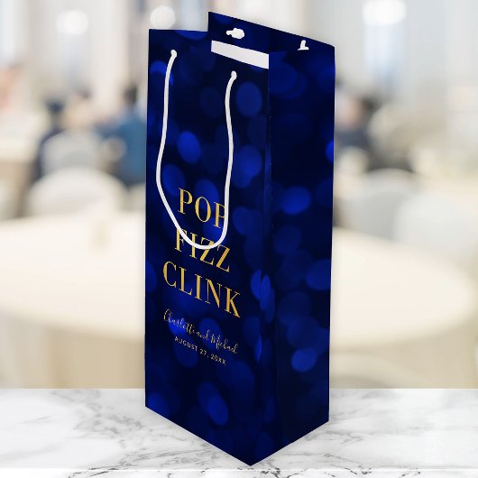 サファイアブルーのボケと贋金めっきのPop+Fizz+Clink ワインギフトバッグ
