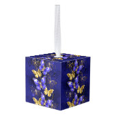 サファイア蝶を含む組成物 キューブオーナメント (裏面アングル)