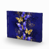 サファイア蝶を含む組成物 フォトブロック (右)