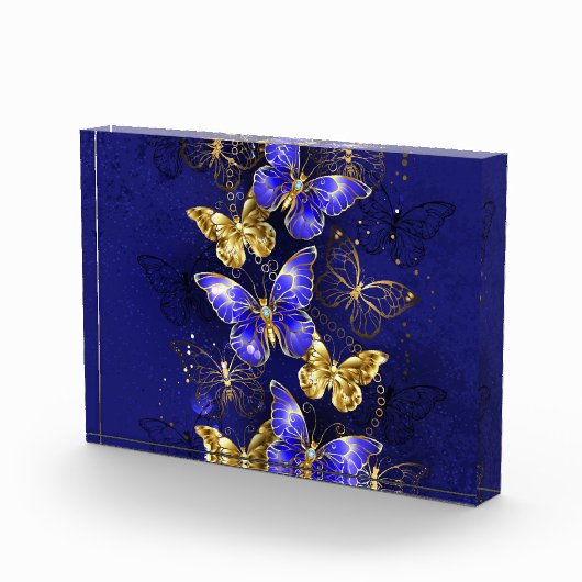 サファイア蝶を含む組成物 フォトブロック (右)