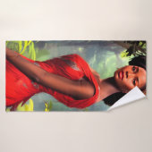 サファリのクイーン威厳のある：アフリカ人女性の赤い羽 バスタオル (バスタオル)