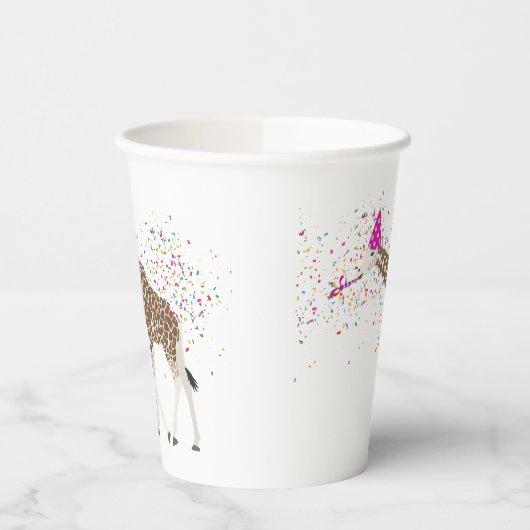 サファリの動物たちとパーティーするキリン 紙コップ (左)