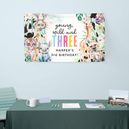 サファリの動物の幼稚園、野生園、3人の3歳の誕生日 横断幕 (トレードショー)