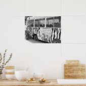 サファリステーションゼブラストライプのツアーバス ポスター (キッチン)