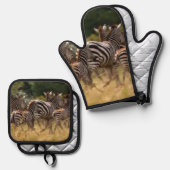 サファリソイレ：ゼブラをテーマにしたサバンナ・スプレンダー 鍋つかみ&鍋敷きセット (正面/裏面)