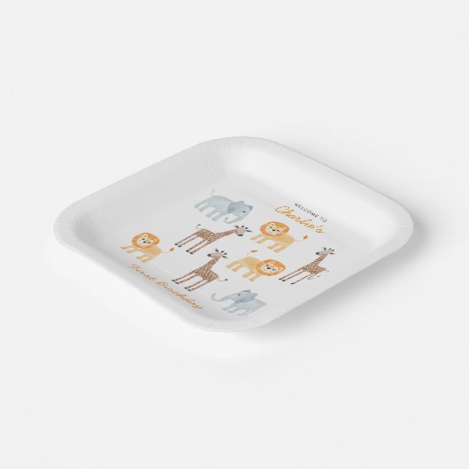 サファリパーソナライズされたアニマルズ誕生日パーティー ペーパープレート (傾斜あり)