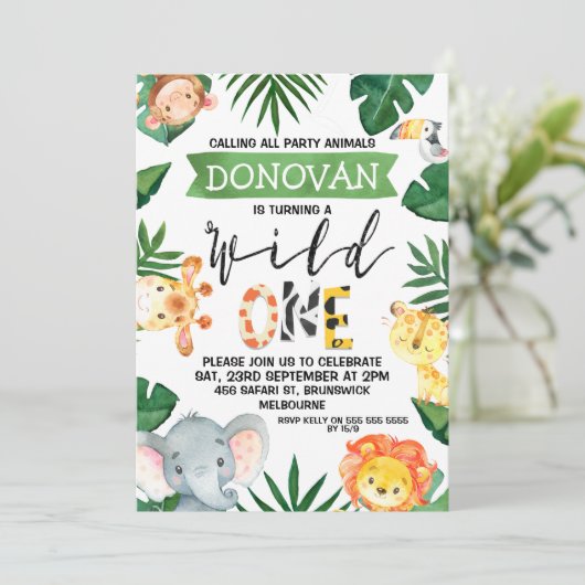 サファリ動物たちが野生の1歳の誕生日招待状 招待状 (スタンド正面)