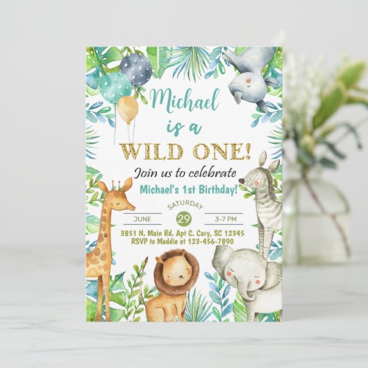 サファリ動物ワイルドワン男の子1歳の誕生日招待状。 招待状 (スタンド正面)