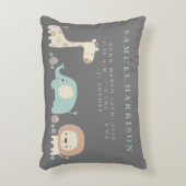 サファリ誕生統計ライオン子供部屋枕 アクセントクッション (正面(垂直))