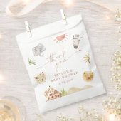 サファリ風ベビーシャワー フェイバーバッグ (クリップ留めされた状態)