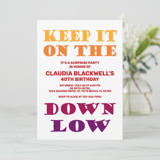 サプライズカラフルおもしろい引用文誕生日 招待状 (スタンド正面)