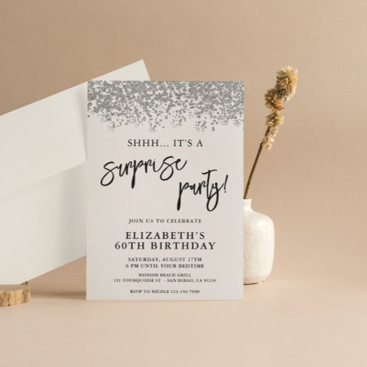 サプライズバースデーパーティー任意の年齢の白と銀 招待状