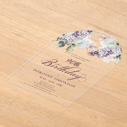 サプライズパーティー90誕生日パープルフローラアーチ アクリル招待状 (レイダウン)