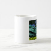 サプライズビジター – かわいい猫の頭|過去記事 コーヒーマグカップ (中央)