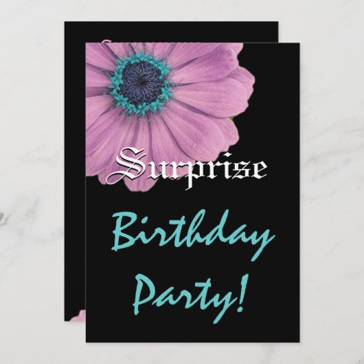 サプライズ誕生日ピンクデイジー名前をカスタムする 招待状 (正面/裏面)