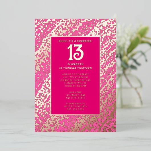サプライズ13thバースデーパーティー熱いピンク名門私立校風のビンギー 箔招待状 (立ち正面)