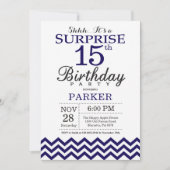 サプライズ15誕生日ネイビーブルーシェブロン 招待状 (正面)