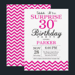 サプライズ30th誕生日招待状ホットピンクシェブロン 招待状<br><div class="desc">ホットピンクのシェブロンと驚きの30th誕生日招待状。白黒。大人誕生日。男性または女性のBday招待状。さらにカスタマイクリックズを行う場合はカスタマイズ、「IT」ボタンをクリックし、このテンプレートを変更するために当社のデザインツールを使用する。</div>