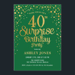 サプライズ40th誕生日パーティー – 緑と金ゴールド 招待状<br><div class="desc">サプライズ40th誕生日パーティの招待状。エレガントデザインの森の緑とフェイクグリッター金ゴールド。スクリプトスタイリッシュのフォントと紙吹雪の機能。メッセージもしメッセージはカスタム年齢。</div>