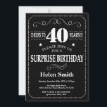 サプライズ40th誕生日ブラックアンドホワイトシャルボード 招待状<br><div class="desc">サプライズ40th誕生日招待状白黒タイポグラフィ。黒板。背景（白黒）。大人誕生日。男性または女性誕生日。キッズボーイまたはガールレディ10代のティーンエイジ招待状。13日15日18日20日21日30日50日70日80日90日100日。任意の年齢さらにカスタマイクリックズを行う場合はカスタマイズ、「IT」ボタンをクリックし、このテンプレートを変更するために当社のデザインツールを使用する。</div>