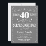 サプライズ40th誕生日招待状グレーと白 招待状<br><div class="desc">サプライズ40th誕生日招待状グレーと白のタイポグラフィ。グレーの背景大人誕生日。男性または女性誕生日。キッズボーイまたはガールレディ10代のティーンエイジ招待状。13日15日18日20日21日30日50日70日80日90日100日。任意の年齢さらにカスタマイクリックズを行う場合はカスタマイズ、「IT」ボタンをクリックし、このテンプレートを変更するために当社のデザインツールを使用する。</div>