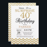 サプライズ40th誕生日招待状金ゴールドグリッター 招待状<br><div class="desc">サプライズ40th誕生日招待状と金ゴールドグリッターChevron.ブラックと金ゴールドグリッター。大人誕生日。男性または女性のBday招待状。さらにカスタマイクリックズを行う場合はカスタマイズ、「IT」ボタンをクリックし、このテンプレートを変更するために当社のデザインツールを使用する。</div>