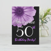 サプライズ50歳の誕生日テンプレート 紫色のデイジー 招待状 (スタンド正面)