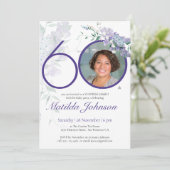 サプライズ60誕生日カスタムフォトフローラ紫 招待状 (スタンド正面)