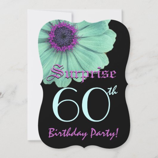 サプライズ60誕生日テンプレートグリーンパープルデイジー 招待状 (正面)