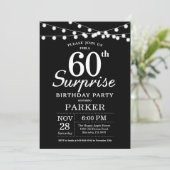 サプライズ60誕生日招待状白黒 招待状 (スタンド正面)
