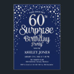 サプライズ60thバースデーパーティー – シルバー&ネイビーブルー 招待状<br><div class="desc">650th Birthday Party Invitation（誕生日パーティーの招待）ネイビーエレガントブルーとグリッターシルバーのフェイクデザイン。スクリプトスタイリッシュのフォントと紙吹雪の機能。メッセージもしメッセージはカスタム年齢。</div>