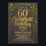 サプライズ60th誕生日パーティー – ウッド&金ゴールド 招待状<br><div class="desc">60th Birthday Partyへの招待。暗褐色のエレガント木模様とグリッター金ゴールドを持つ素朴なデザインフェイク。スクリプトスタイリッシュのフォントと紙吹雪の機能。メッセージもしメッセージはカスタム年齢。</div>