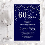 サプライズ60th誕生日パーティー – ネイビーシルバー 招待状<br><div class="desc">60th Birthday Partyへの招待。ネイビーエレガントブルーとグリッターシルバーのフェイクデザイン。スクリプトフォントとダイヤモンド紙吹雪の機能。応援60年！メッセージもしの詳細なカスタマイズが必要。</div>