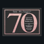 サプライズ70th誕生日バラピンク金ゴールドグリッター 招待状<br><div class="desc">サプライズ70誕生日招待状。黒とバラのピンクの金ゴールドグリッターの誕生日パーティ招待状（背景は黒板）。サプライズ誕生日。大人の誕生日。男性も女性もバッシュパーティー。さらにカスタマイズするには、「クリックカスタマイズit」ボタンをクリックし、デザインツールを使用してこのテンプレートを変更してください。</div>