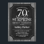 サプライズ70th誕生日パーティー – Chalkboard White 招待状<br><div class="desc">サプライズ素朴70th誕生祝い招待状。黒エレガント、白、灰色の木柄の上品なデザイン。機能スクエレガントリプトフォントメッセージもしメッセージのカスタマイズが必要</div>